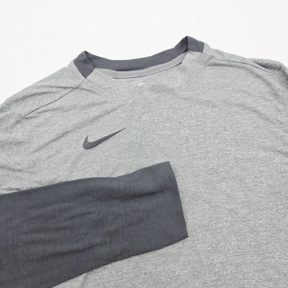 Nike Men's Large Team Training Long‎ Sleeve T-Shirt Two Tone Outdoor CI4546-026
